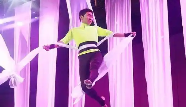 回顾沙宝亮:本以为他前半生已经够"牛"了,没曾想现在更硬气!