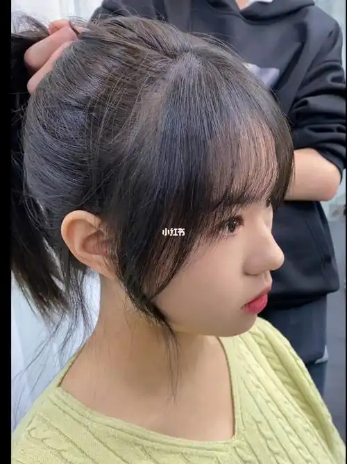 女生一定要尝试的一款法式刘海谁剪谁好看