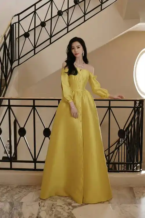 刘诗诗戛纳红毯仪态绝美 三套造型诠释"东方美貌"独特魅力 _明星_星悦