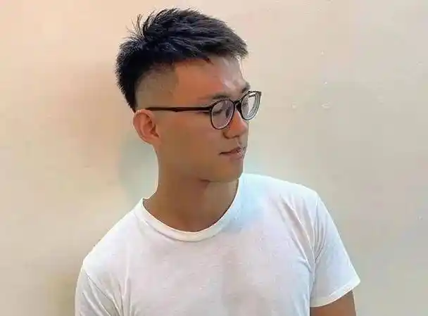 男生今年试试这些流行短发,干净又利落又有型