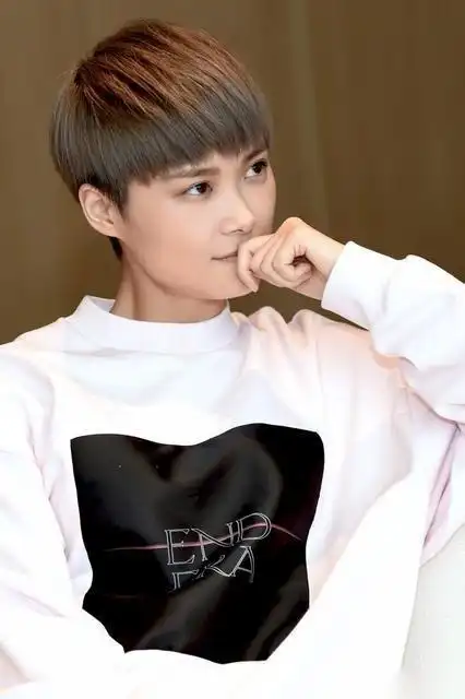 的《青春有你2》决赛,李宇春"总决赛收割机"的名称真不是白叫的[笑哭]