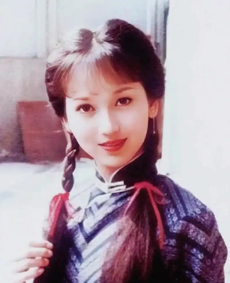 助我上热门# 赵雅芝年轻时是真美!