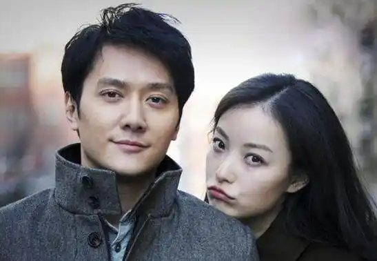 冯绍峰谁红跟谁谈恋爱,这又跟赵丽颖好上了,好好演戏不好吗_网易订阅