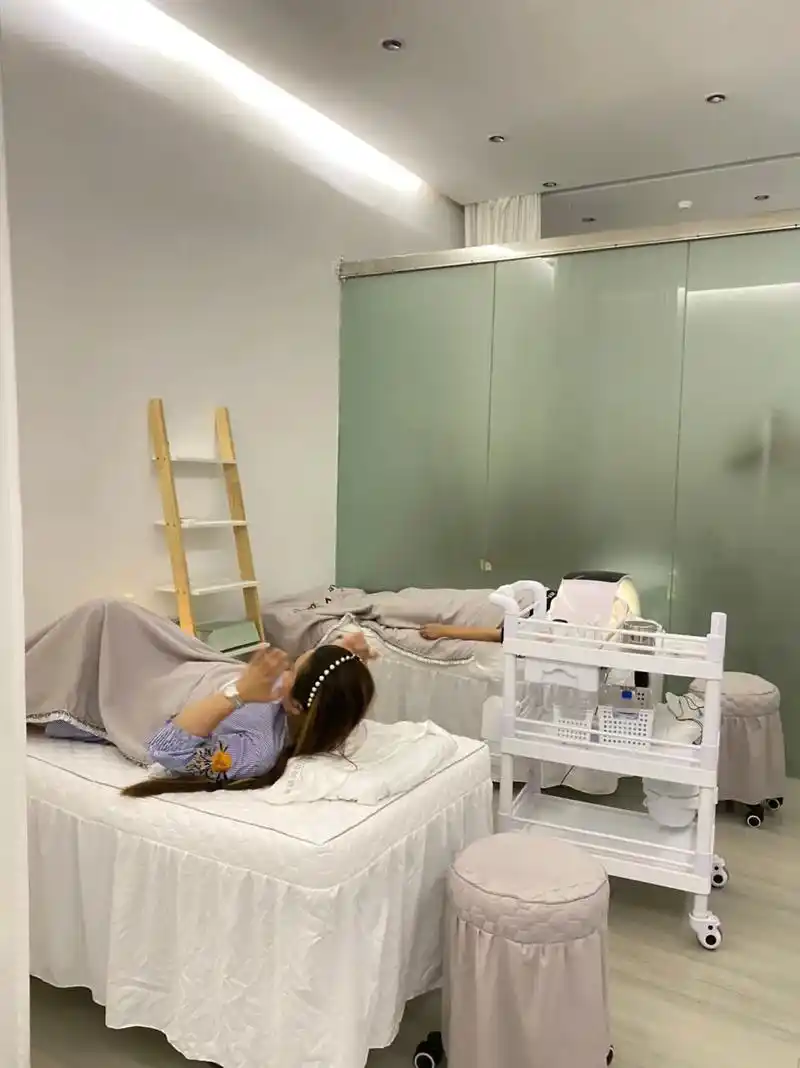 皮肤管理中心 #告别肌肤问题 #轻松拥有好皮肤 四次皮肤管 - 抖音