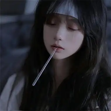 女生伤感流泪头像真人伤心女头像可怜图片