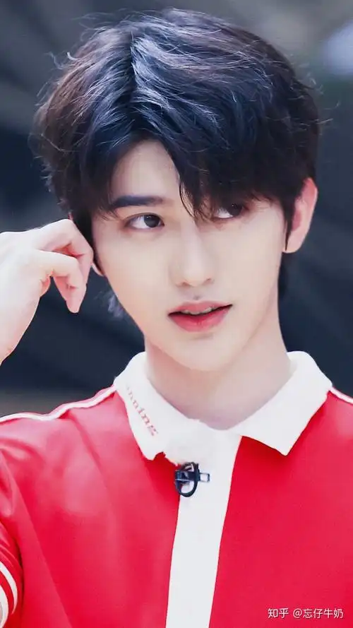 有没有坤坤好看的照片呢