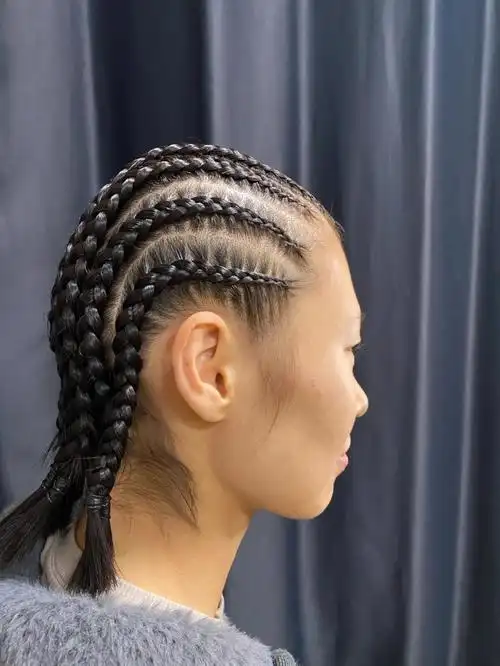 超舒爽整洁的十道地垄沟辫发