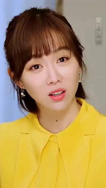 姜妍笑起来好甜美太喜欢她身上的那种气质了