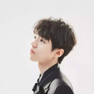 王俊凯头像帅气