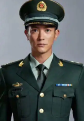 今日多位明星发布军装照,一起致敬八一建军节 杜江|沙溢