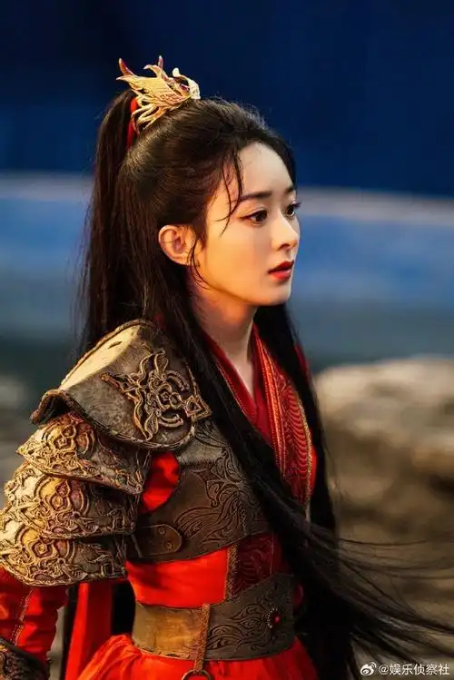 赵丽颖又忙起来了