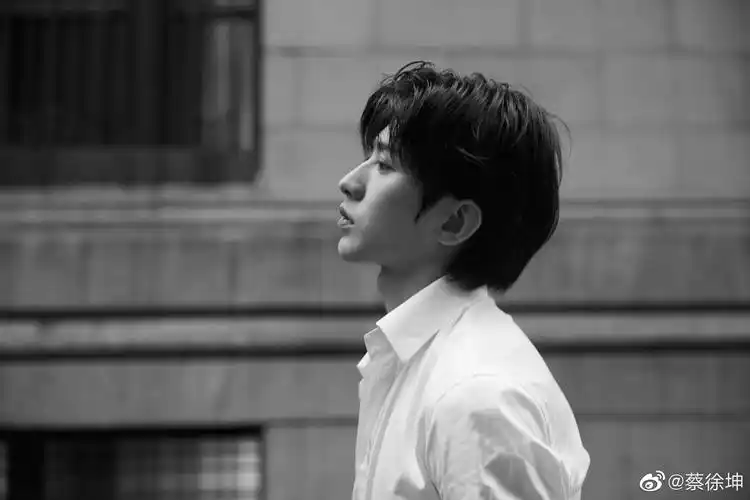 蔡徐坤 - 堆糖,美图壁纸兴趣社区