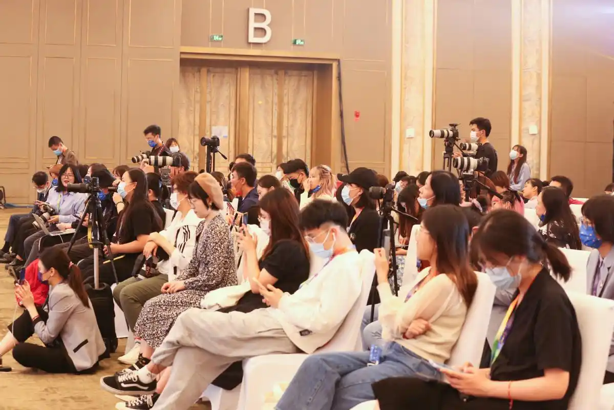 北影节天坛奖国际评委会第二次媒体见面会举行