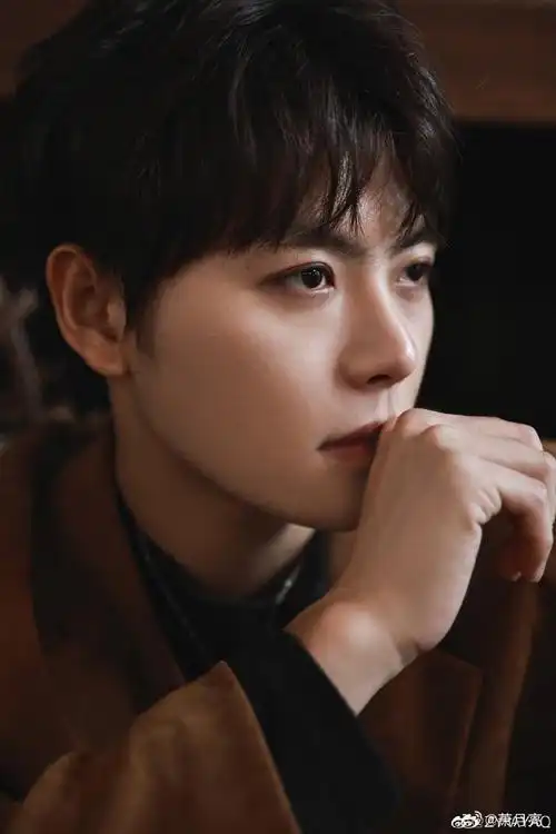 肖宇梁超话#肖宇梁##向全世界安利肖宇梁#  疯狂沉迷你甜美的笑意