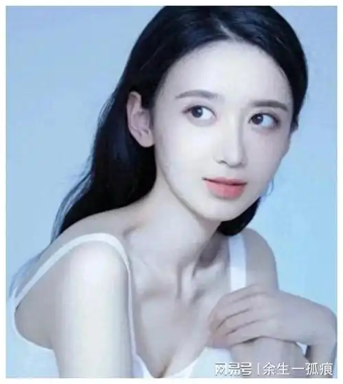 一声"鸡",扯下老戏骨遮羞布|杨紫|军训|军校|张一山|夏东海|战争法|女