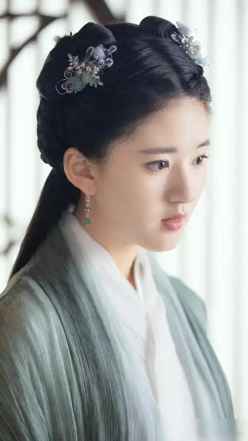 《天雷一部之春花秋月》赵露思壁纸分享,古装最可爱的女星之一!