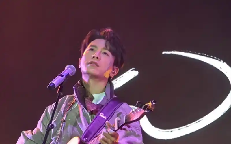 韦礼安天津《狼》活该你得金曲奖7815