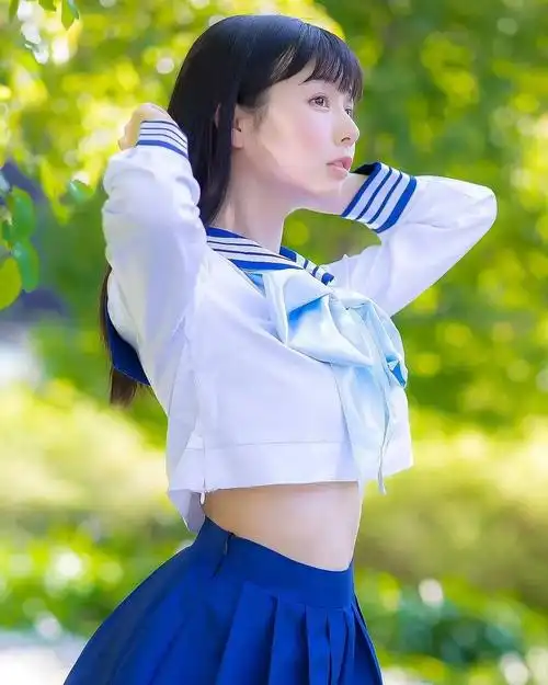 周五福利囧图云飞系列美女摆出诱人姿势可以开冲