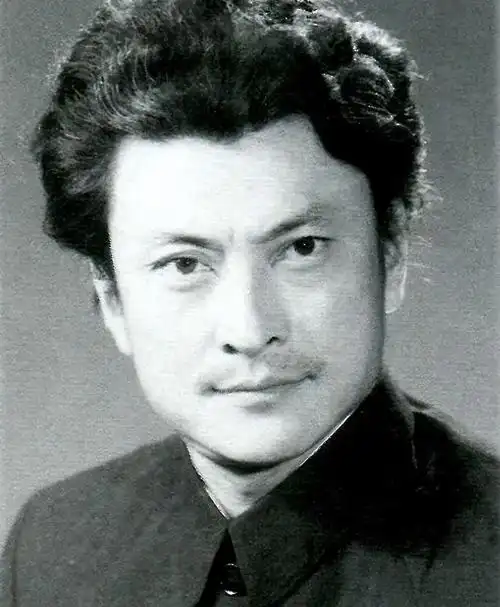 《康熙王朝》导演陈家林去世,曾捧红杨幂刘晓庆,一生未婚无子女_腾讯