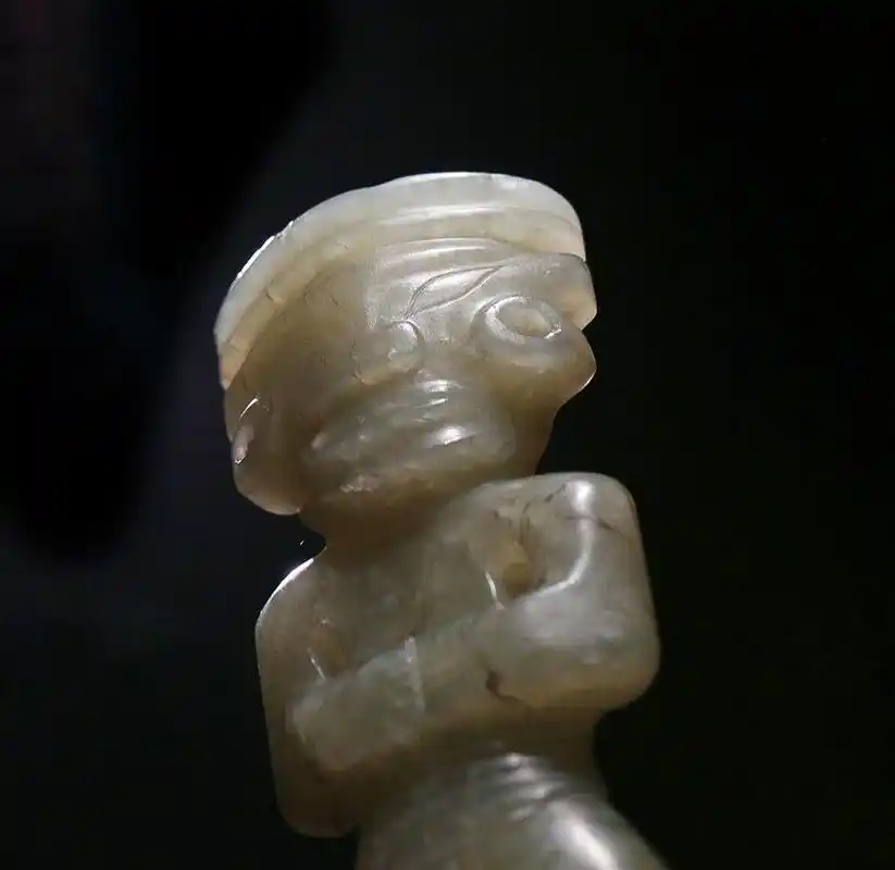 神人/上海博物馆藏 石家河文化因发现于湖北省天门市石河镇而得名