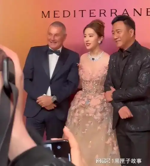 上海这一夜刘亦菲美得好震撼倪妮新中式古典冯绍峰似大姨