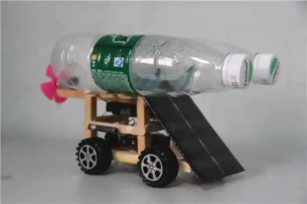 淮外科技节:科技小制作活动和科技模型制作活动优秀作品