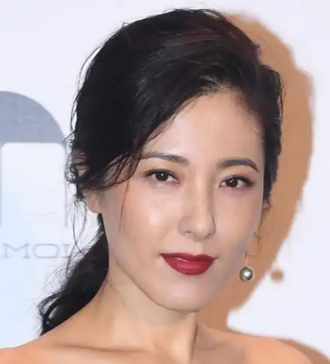 16个40岁左右的女明星,谁最冻龄,谁保养得最差?