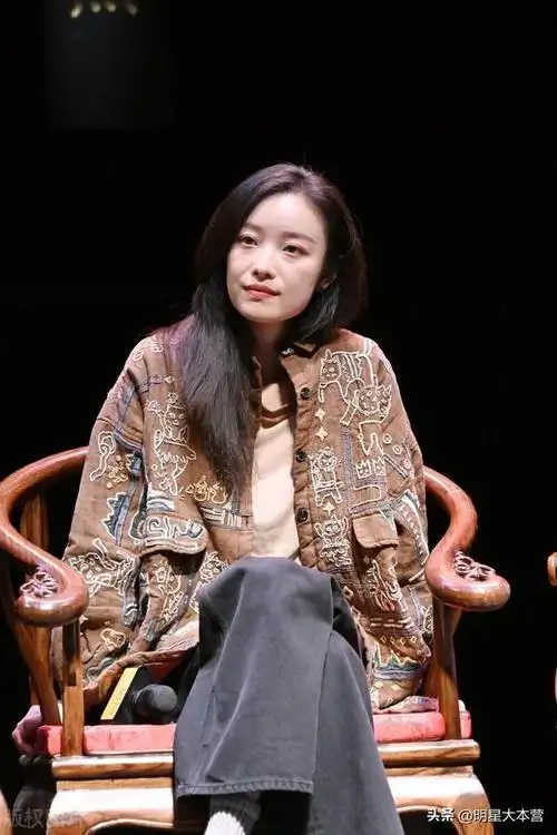 倪妮亮相如梦之梦上海专属版发布会,笑容明媚,松弛感满满|妆容|上海市