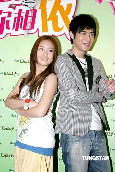 图文周渝民林依晨代言两人看起来很登对