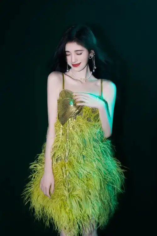 鞠婧祎绿野仙踪公主裙造型##创造营