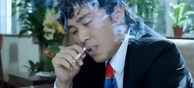 "time"周星驰花式抽烟合集,这个姿势我学会了!