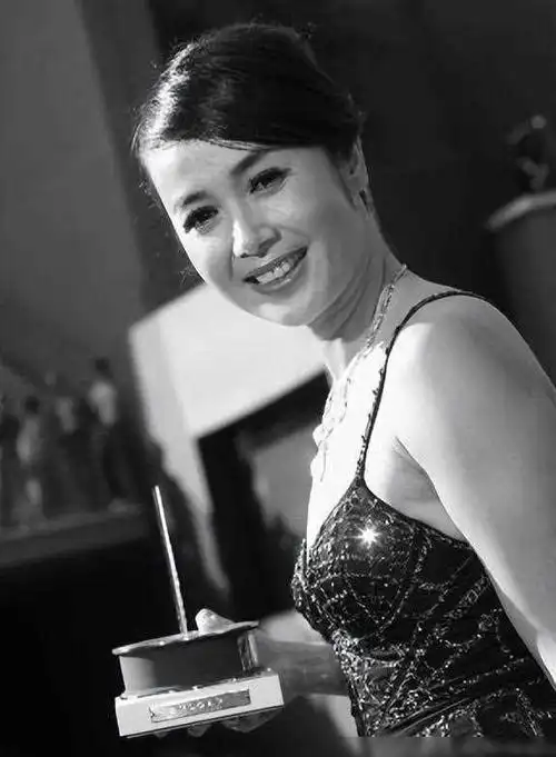 陷入了"包养门"事件的蒋雯丽,"底裤"都被要被扒光了|黄轩|张静初