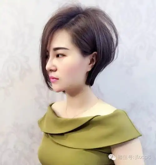 2017流行修颜不对称发型