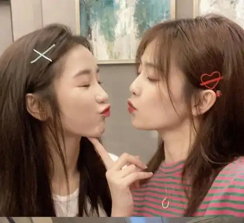 袁冰妍究竟有多惨?沉寂4年后惨遭断水大师,被公司逼成工具人