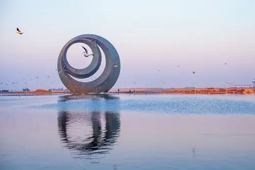 营口鲅鱼圈的月亮湖