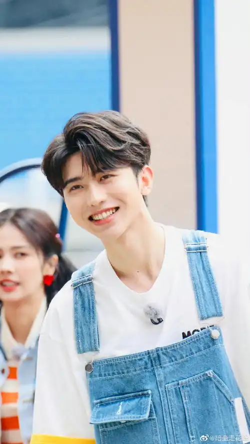 蔡徐坤为心动的offer而战##蔡徐坤奔跑吧新剧照##奔跑吧