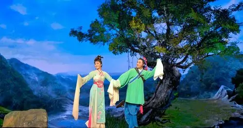 国粹经典 黄梅戏《天仙配》——安徽省黄梅戏剧院浓情演绎
