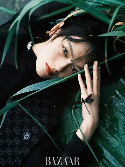 文淇  时尚芭莎六月电子刊封面#时装杂志##明星时尚