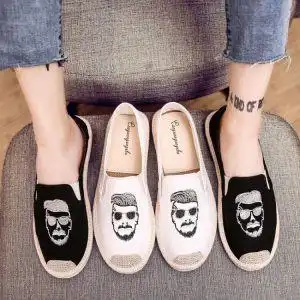 2018春季刺绣贝克汉姆头像男鞋草编渔夫鞋一脚蹬乐福鞋休闲帆布鞋