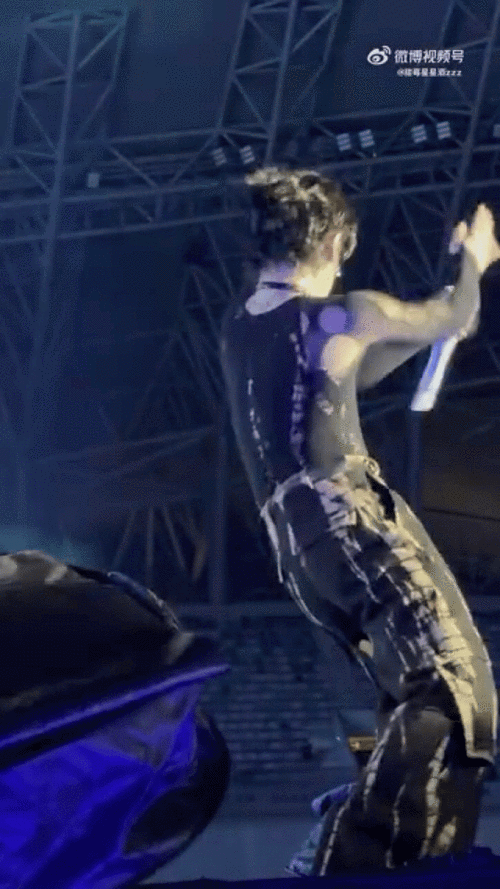 周震南这段舞蹈好有冲击力