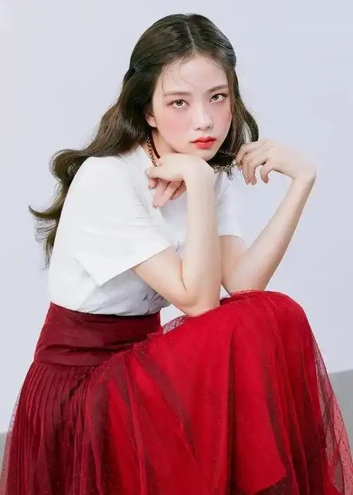 金智秀神仙级别的颜值可盐可甜