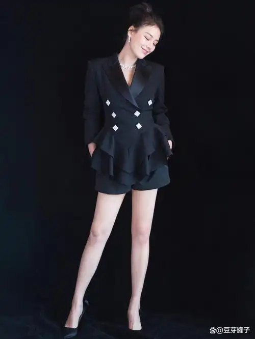 马思纯美腿写真合集双腿又直又长妥妥的腿精一枚