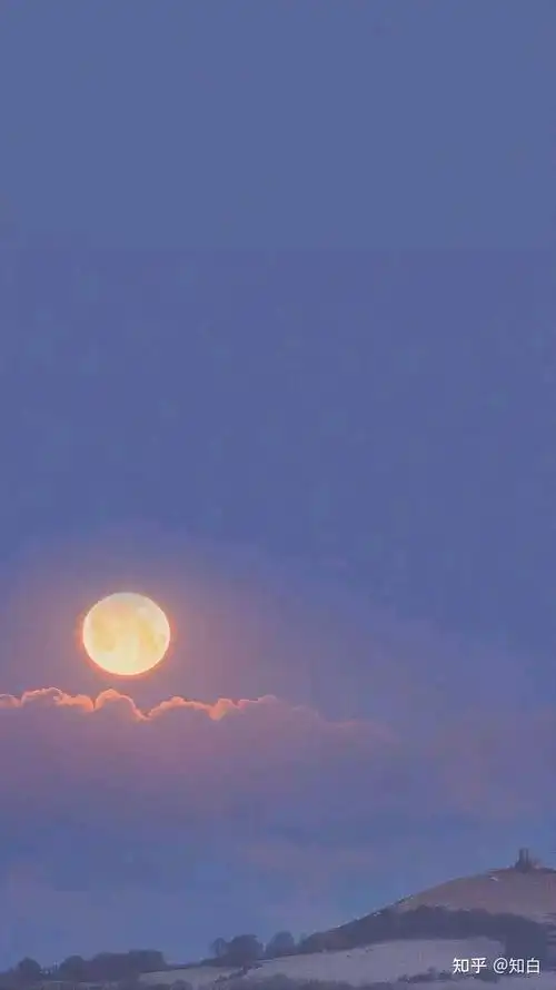 有哪些关于月亮的微信背景图
