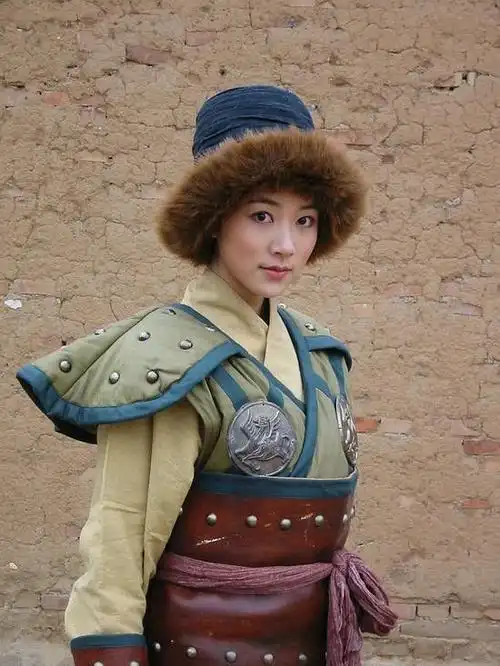 韩雪2004年《萍踪侠影》