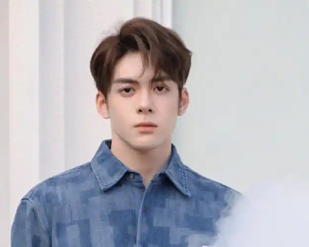 曾舜晞小号深夜发文,内容发人深思,疑与肖宇梁"感情"出问题_网友_状态