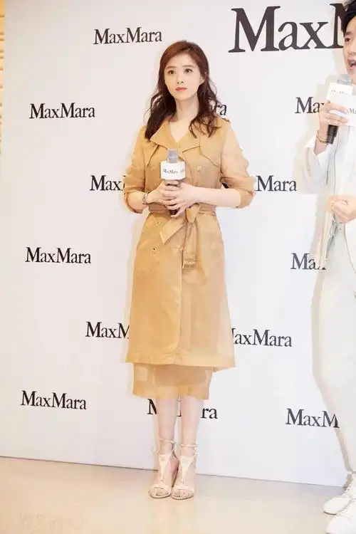 网易首页>网易号>正文申请入驻>蒋欣的身高在女生中颇具优势,171cm的