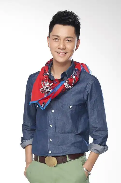 【盘点】央视的帅气男主持们(新增鹅提名)