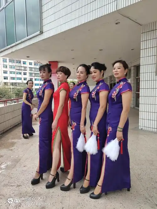 霓裳旗袍队,七夕有约展风彩. - 美篇