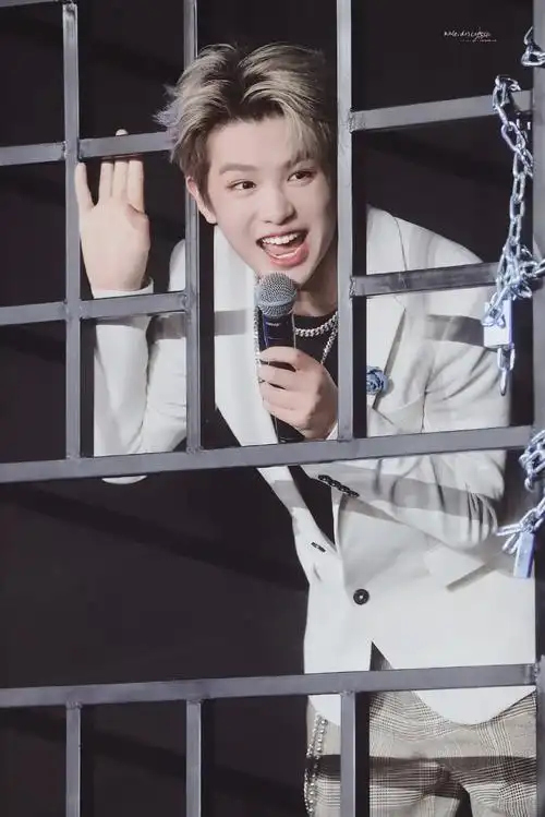 黄明昊justin. - 堆糖,美图壁纸兴趣社区