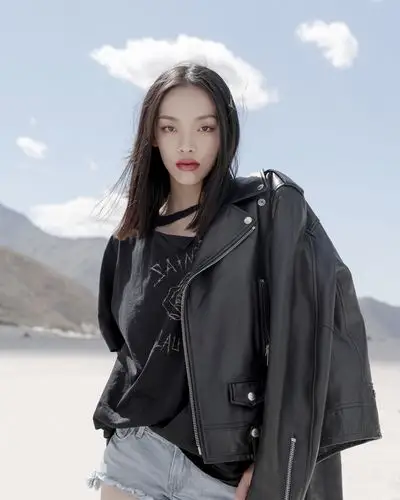 k/da携手seraphine和刘柏辛参与s10决赛开幕表演-英雄